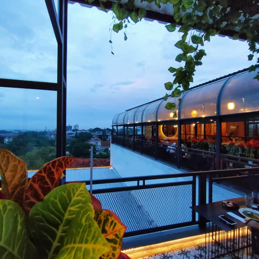 Kala Hotel Semarang Jomblang Buitenkant foto