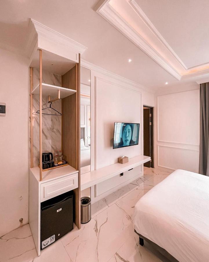 Kala Hotel Semarang Jomblang Buitenkant foto